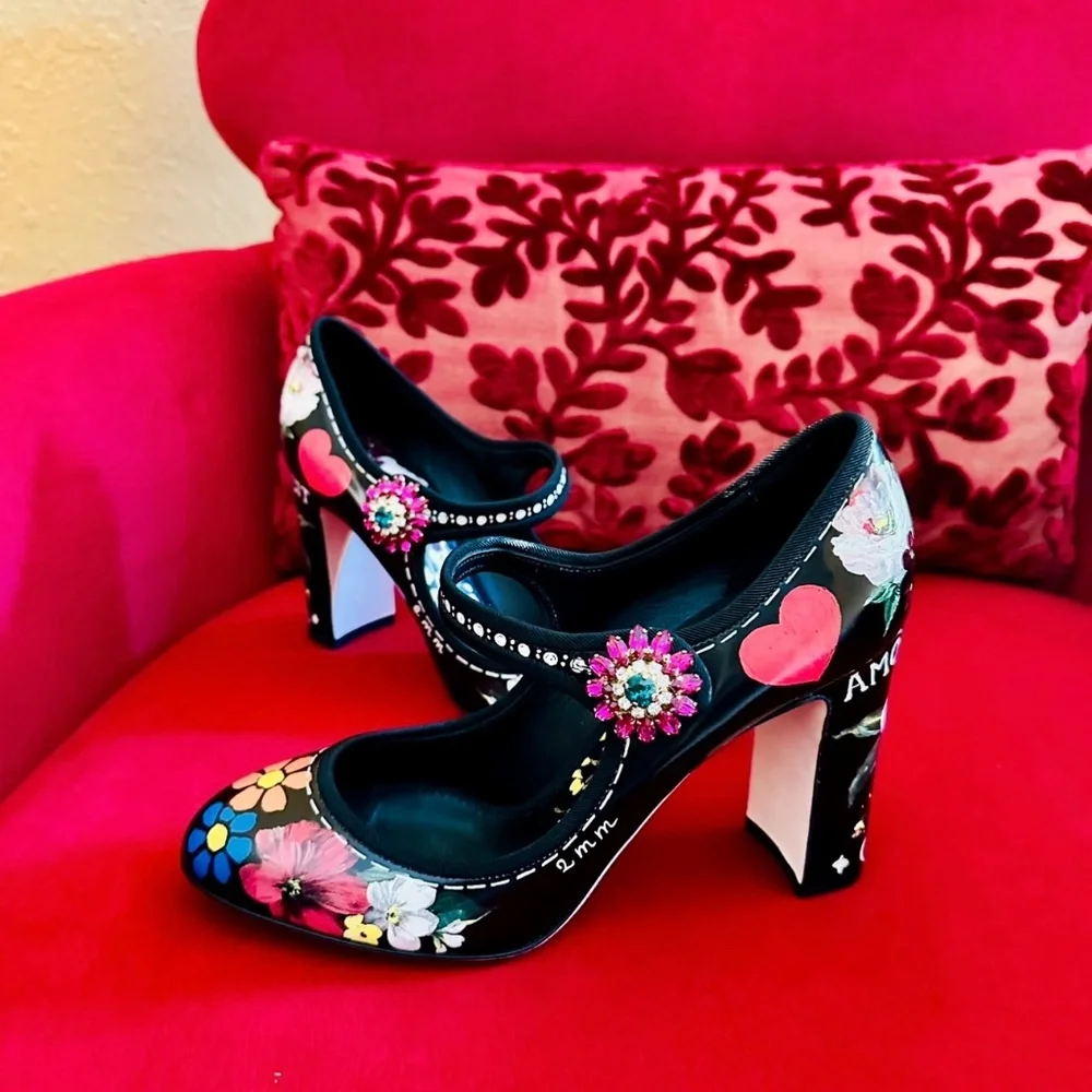 Dolce & Gabbana Mary Jane Heels - Picture 13 of 14